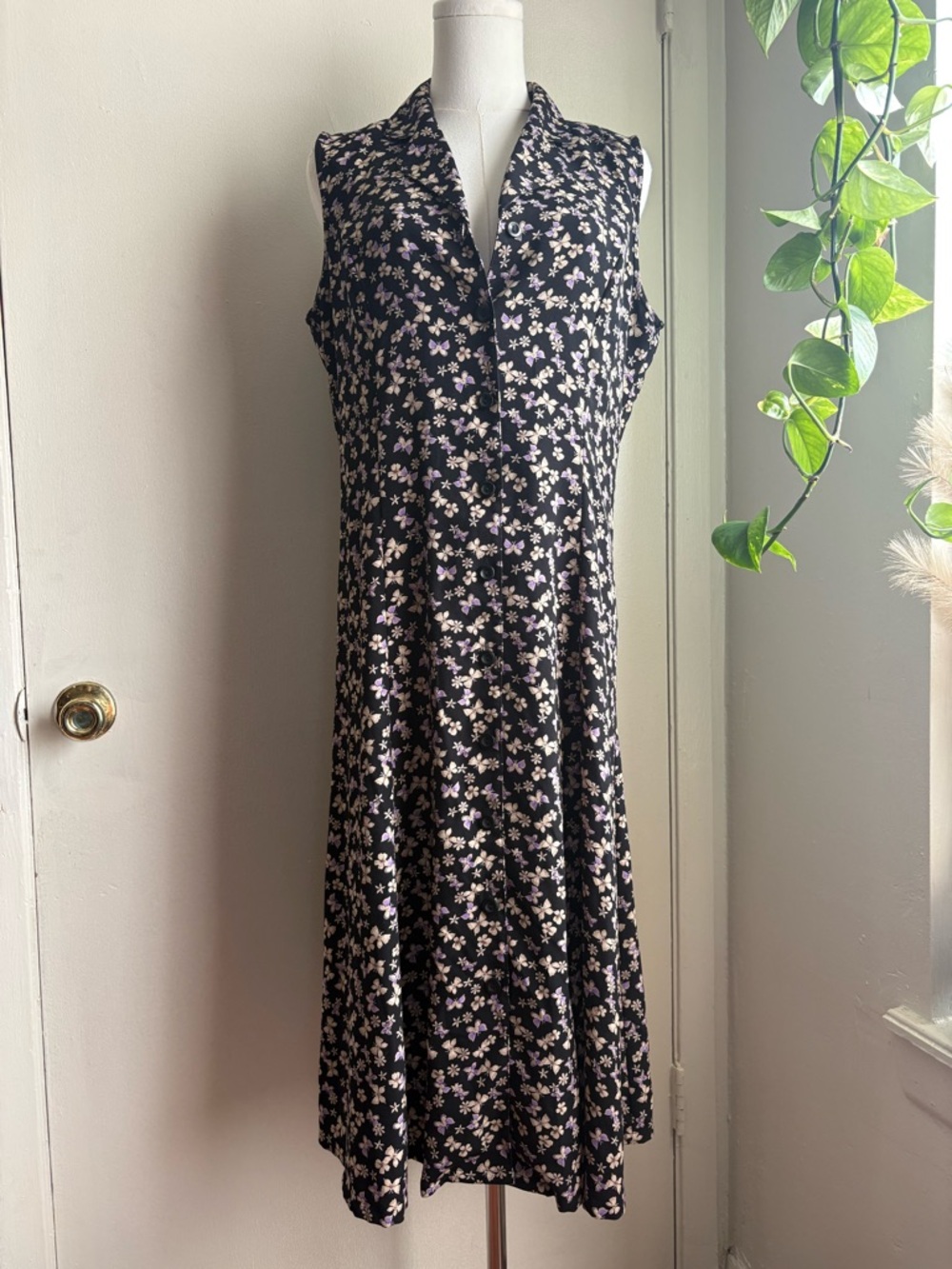 90s Christopher & banks butterfly print sleeveless button front maxi dress